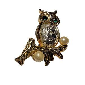 Vintage Horned Owl on Branch Lapel Pin Gold Tone Clear Rhinestone. G-4